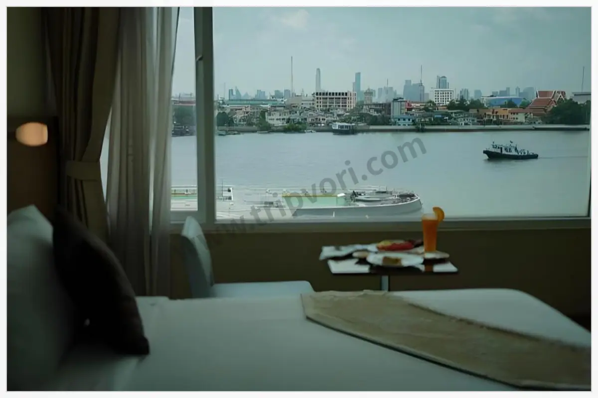 Riverside Bangkok Hotel room and hotel photo 6