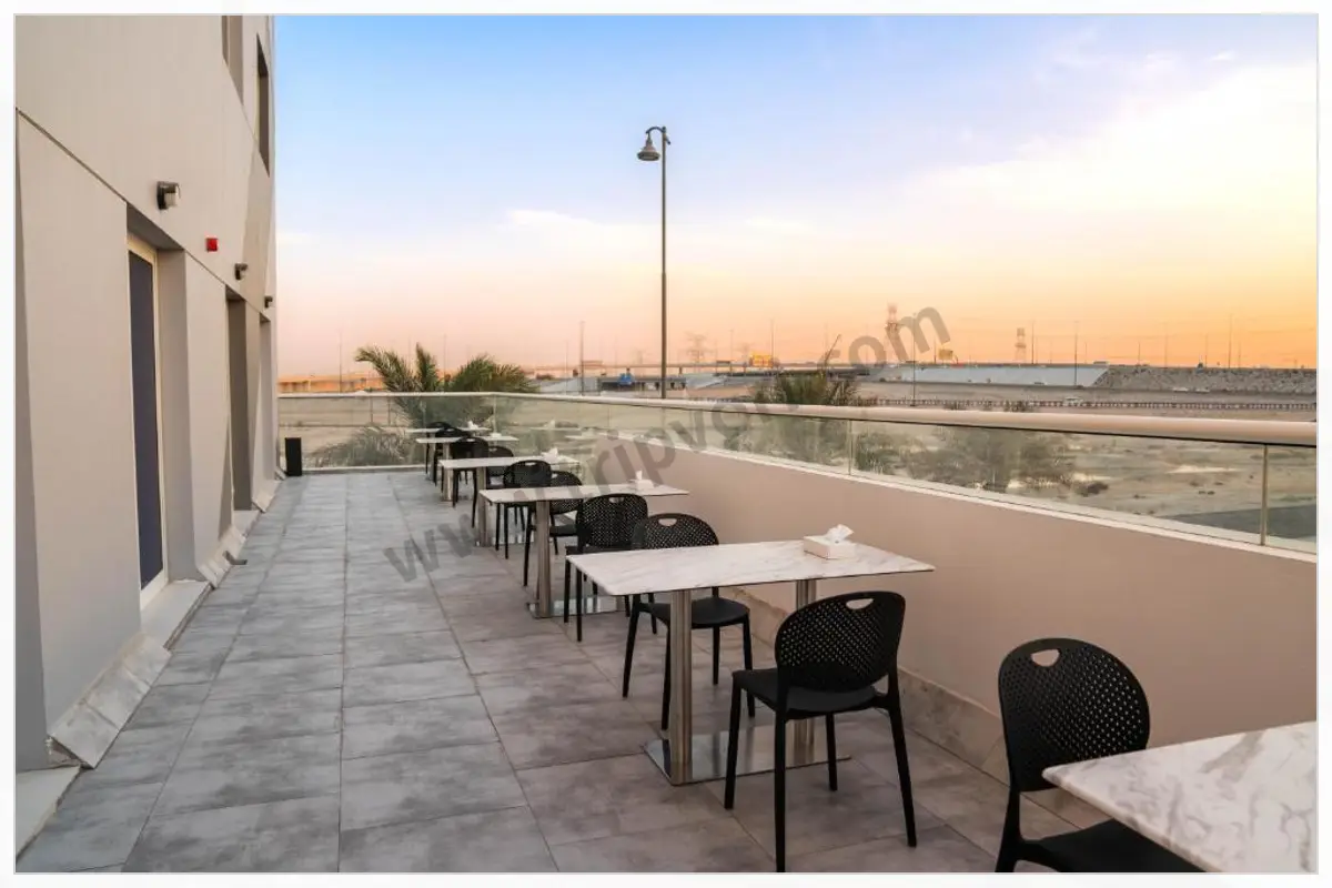 Resivation Hotel room and hotel photo 5