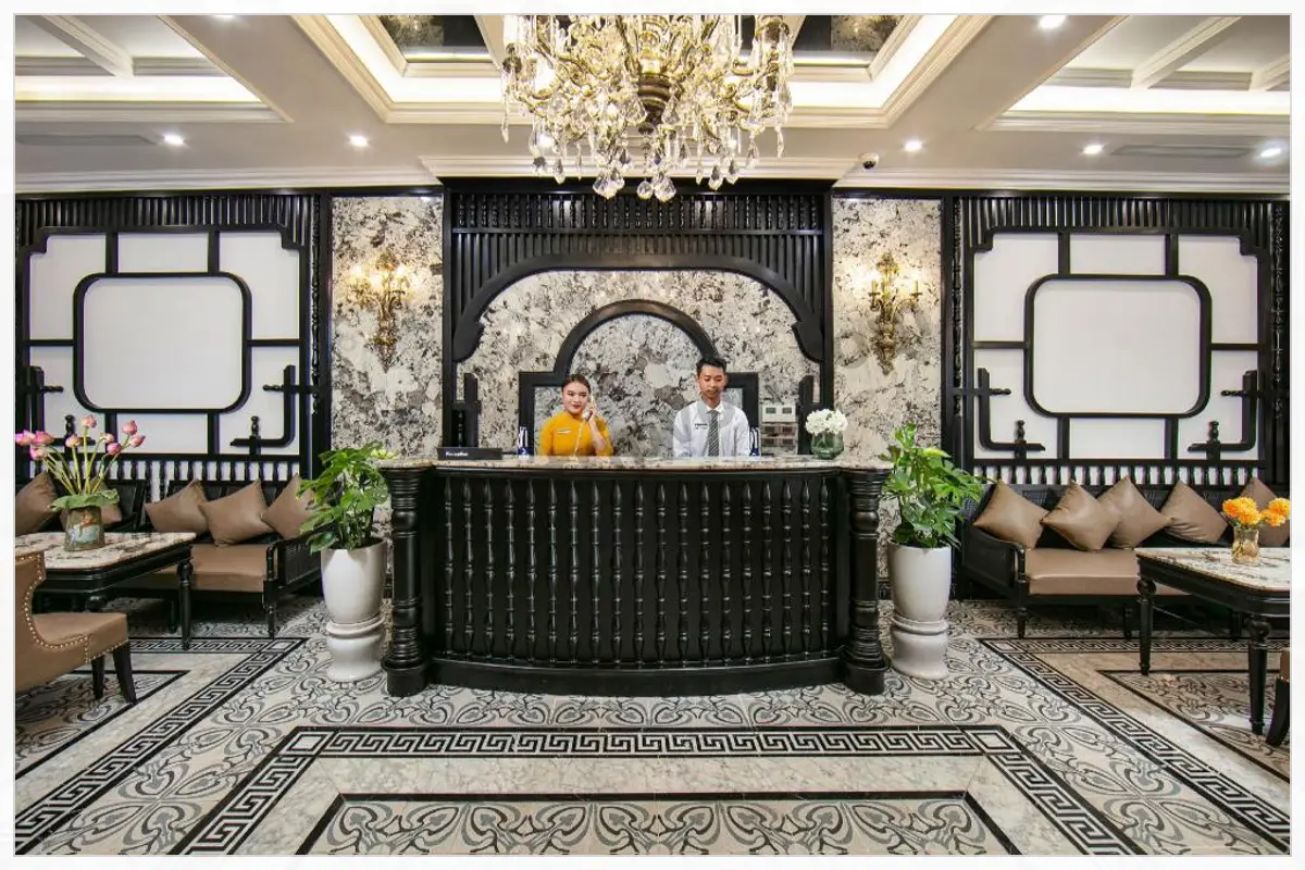 Amira Hotel Hanoi room and hotel photo 4