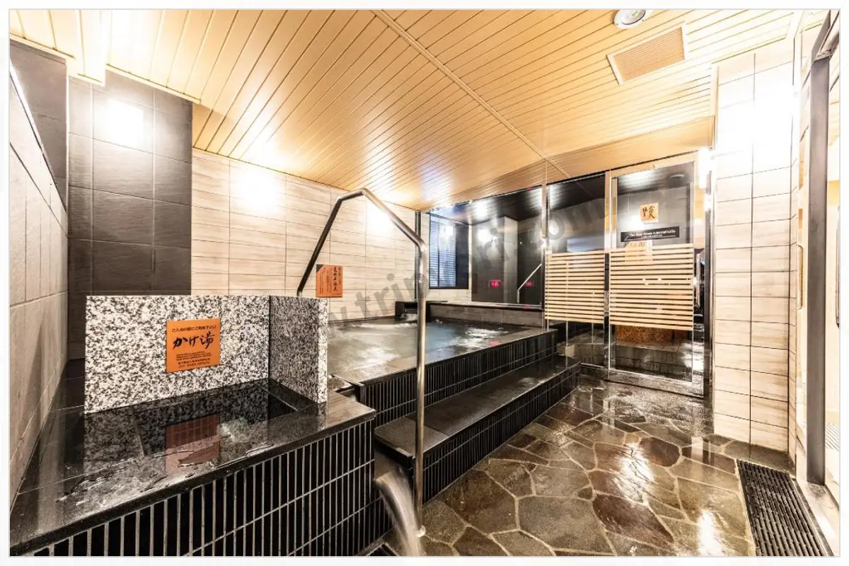 APA Hotel Higashi Shinjuku Kabukicho Tower room and hotel photo 4